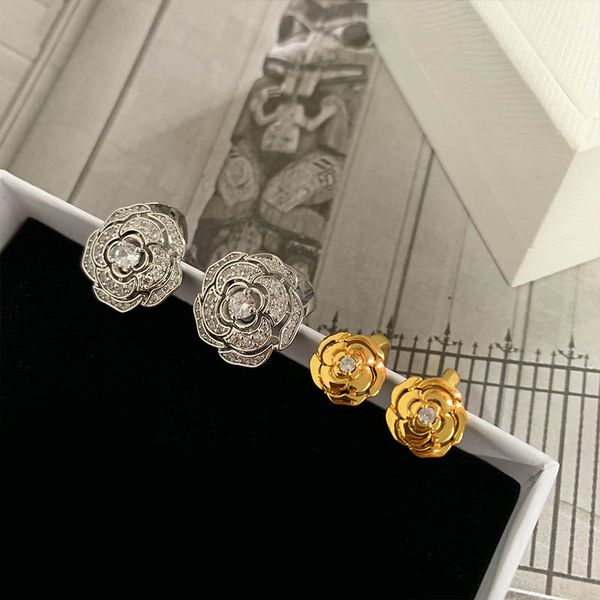 timeless wonder glam zirconia camellia stud statement earrings fancy jewelry gothic boho rare trendy ins bride 5599, Golden;silver
timeless wonder glam zirconia camellia stud statement earrings fancy jewelry gothic boho rare trendy ins bride 5599, Golden;silver