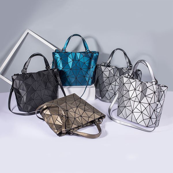 women shoulder bag laser leahter ladies hand bags geometric handbags crossbody bags for women messenger bag
women shoulder bag laser leahter ladies hand bags geometric handbags crossbody bags for women messenger bag