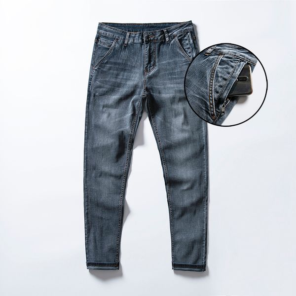 2020 spring new men's vintage blue stretch jeans business casual regular fit denim pants male brand trousers
2020 spring new men's vintage blue stretch jeans business casual regular fit denim pants male brand trousers