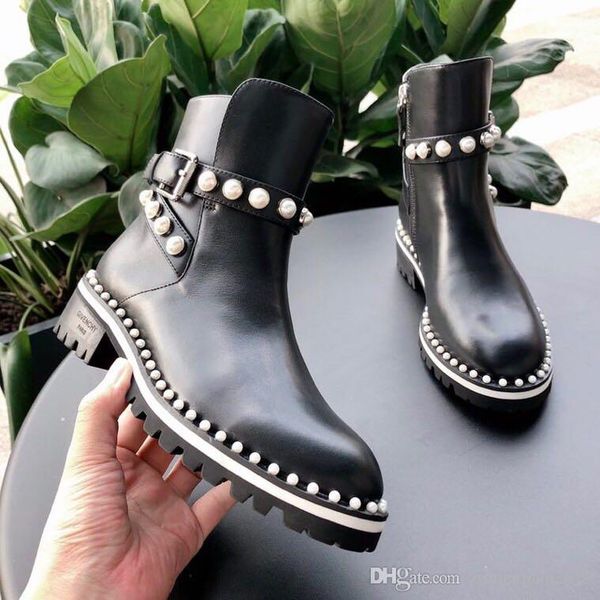 designer women's shoes 2019 new flower embroidery women's martin boots head layer calf leather suede padded feet leisure pearl rou, Black
designer women's shoes 2019 new flower embroidery women's martin boots head layer calf leather suede padded feet leisure pearl rou, Black