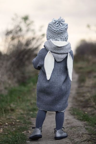 autumn and winter men's and women's treasure children's rabbit ear hooded long coat, Black
autumn and winter men's and women's treasure children's rabbit ear hooded long coat, Black