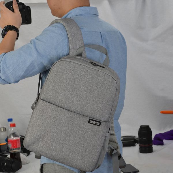 slr pgraphy backpack double-layer casual business computer backpack usb multi-function digital camera bag new
slr pgraphy backpack double-layer casual business computer backpack usb multi-function digital camera bag new