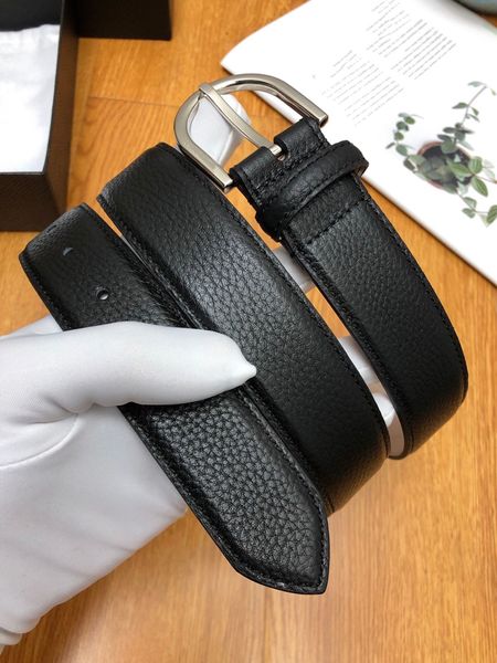 New Style Brand Men Classic Casual Square Buckle Designer Belts Black Fashion Simple Women Belt Gold and Sliver Needle with Original Box
New Style Brand Men Classic Casual Square Buckle Designer Belts Black Fashion Simple Women Belt Gold and Sliver Needle with Original Box