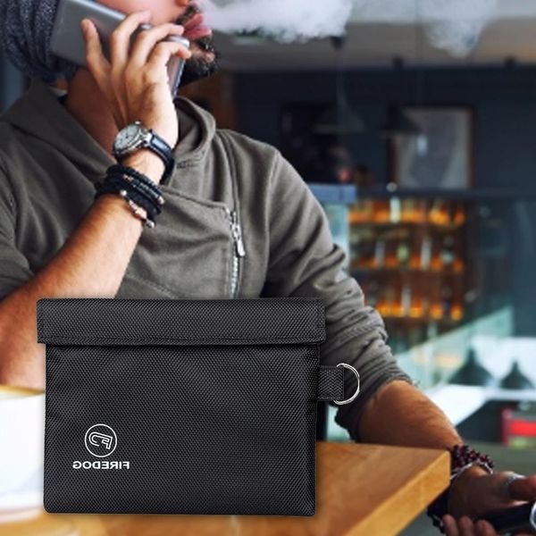 home storage smell proof bag active odor scents eliminator carbon lining double zippers sealing waterproof container bag storage baskets
home storage smell proof bag active odor scents eliminator carbon lining double zippers sealing waterproof container bag storage baskets