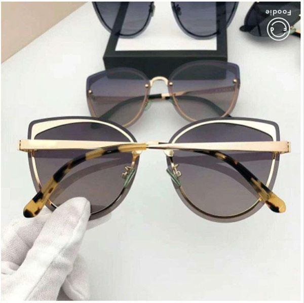 luxury sunglasses design sunglasses brand g72023 cat eye design glasses for woman glasses uv400 5 colors optional with box 101, White;black
luxury sunglasses design sunglasses brand g72023 cat eye design glasses for woman glasses uv400 5 colors optional with box 101, White;black