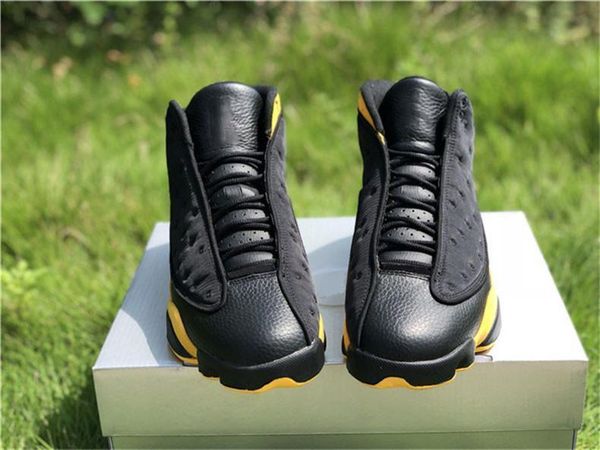 2020 13 melo class of 2002 carmelo anthony black gold casual shoes man authentic 414571 -035 real carbon fiber sneakers with box
2020 13 melo class of 2002 carmelo anthony black gold casual shoes man authentic 414571 -035 real carbon fiber sneakers with box