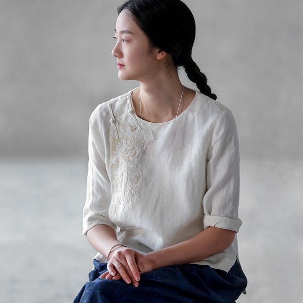 retro cotton linen hand-embroidery chinese-style plate button jacket white shirt female, Red
retro cotton linen hand-embroidery chinese-style plate button jacket white shirt female, Red