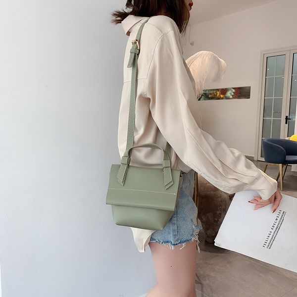 women handbag messenger-bag crossbody-bags female high-quality fashion ladies luxury
women handbag messenger-bag crossbody-bags female high-quality fashion ladies luxury