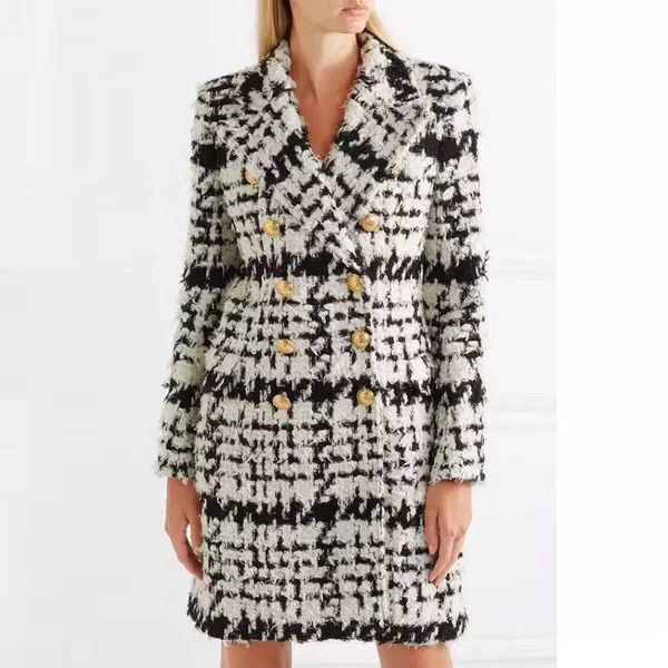 chic women double breasted plaid woolen overcoat 2018 winter elegant women coat d641, Black
chic women double breasted plaid woolen overcoat 2018 winter elegant women coat d641, Black
