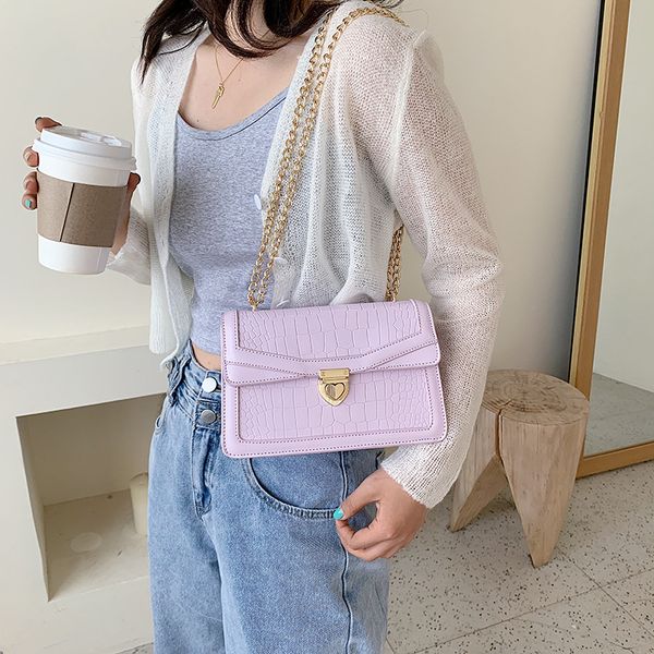 2020 new women's shoulder bag foreign fashion chain crossbody bag crocodile pattern portable small square
2020 new women's shoulder bag foreign fashion chain crossbody bag crocodile pattern portable small square
