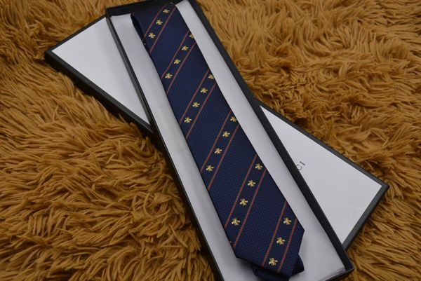 Men bu ine formal tie wedding fa hion tie lei ure lim tie narrow arrow necktie kinny letter date tie men party ca ual neck tie g80 026
Men bu ine formal tie wedding fa hion tie lei ure lim tie narrow arrow necktie kinny letter date tie men party ca ual neck tie g80 026