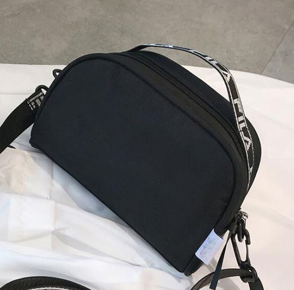 popular brand designer couple shoulder bags men women fashion tide leisure bag cross body shoulder bags oxford travel bag ing
popular brand designer couple shoulder bags men women fashion tide leisure bag cross body shoulder bags oxford travel bag ing