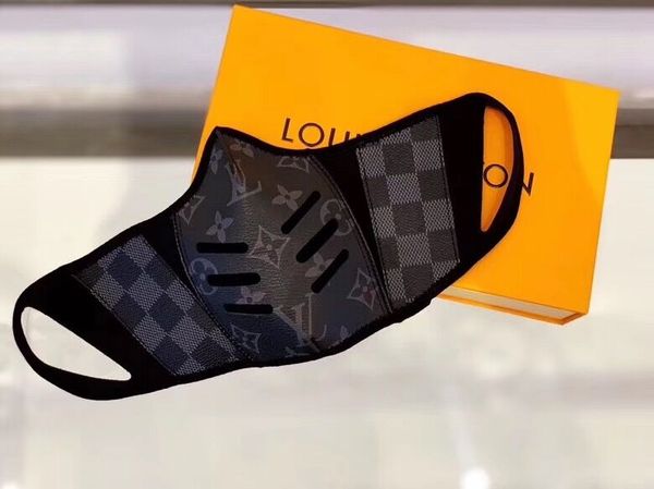 luxury leather half face mask, fashion monogrammed print mask mouth covers staying safe in style men and women size complete packing
luxury leather half face mask, fashion monogrammed print mask mouth covers staying safe in style men and women size complete packing