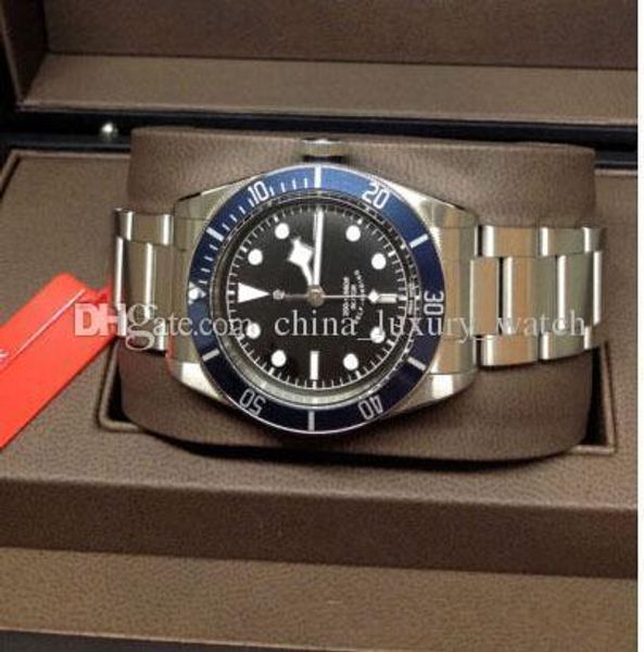6 цветных роскошных часов с автоматическим подзаводом Her1tage Black Bay 79220 Hol продавец Lux
6 цветных роскошных часов с автоматическим подзаводом Her1tage Black Bay 79220 Hol продавец Lux