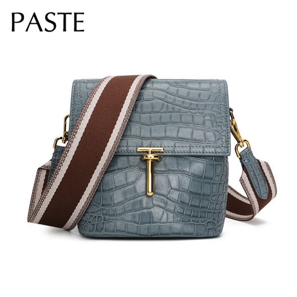 paste girl crocodile women small cowhide leather messenger bag 2 strap shoulder bag retro lock cross body bolsa
paste girl crocodile women small cowhide leather messenger bag 2 strap shoulder bag retro lock cross body bolsa