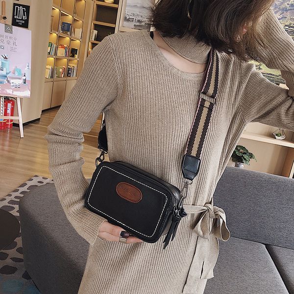 марочные широкий ремень женщин crossbodybags desiger пу кожаный леди плечо сумка небольшой лоскут квадратный лоскут кошельков женских
марочные широкий ремень женщин crossbodybags desiger пу кожаный леди плечо сумка небольшой лоскут квадратный лоскут кошельков женских