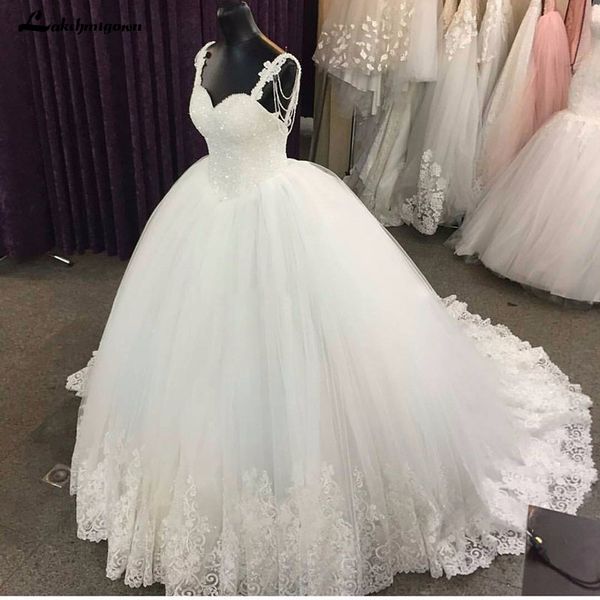 2020 long tulle princess custom sparkly real image luxury crystal ball gown wedding dresses lace appliques backless bridal robe de mariage, White
2020 long tulle princess custom sparkly real image luxury crystal ball gown wedding dresses lace appliques backless bridal robe de mariage, White