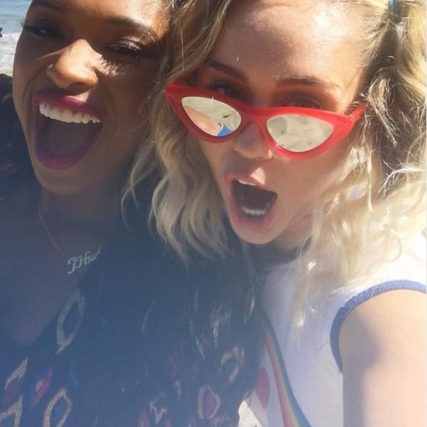small cat eye sunglasses women 2020 new red white frame cat eye eyewear ladies candy color lens sun glasses, White;black
small cat eye sunglasses women 2020 new red white frame cat eye eyewear ladies candy color lens sun glasses, White;black