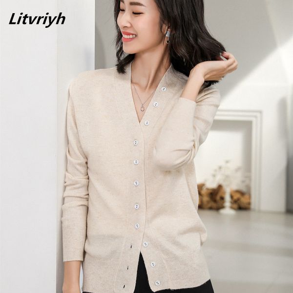 litvriyh 19 spring women cardigan coat cashmere sweater women knitted v-neck seven-quarter sleeve cardigan sweater jumper, White;black
litvriyh 19 spring women cardigan coat cashmere sweater women knitted v-neck seven-quarter sleeve cardigan sweater jumper, White;black