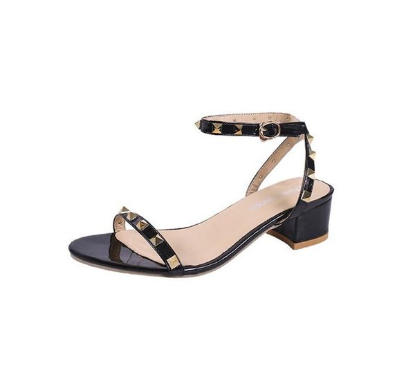 fashion luxury designer women shoes riveted sandals middle and thick heel casual large size student single designer quality fashion, Black
fashion luxury designer women shoes riveted sandals middle and thick heel casual large size student single designer quality fashion, Black