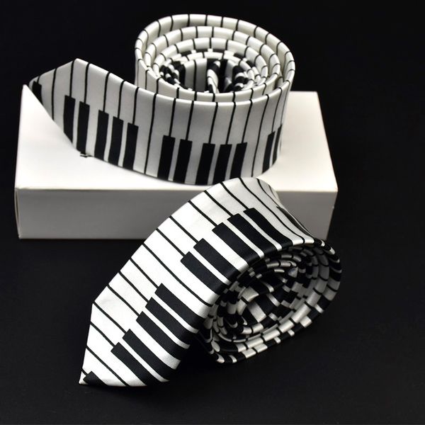 2020 new style men's fashion piano guitar neckties helloween festival christmas tie soft character necktie music score, Black;blue
2020 new style men's fashion piano guitar neckties helloween festival christmas tie soft character necktie music score, Black;blue