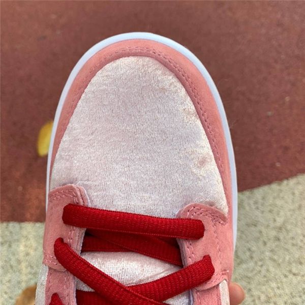 strangelove x sb dunkily low valentines day bright melon gym redmed soft girls desinger sneaker strange love pink, Black
strangelove x sb dunkily low valentines day bright melon gym redmed soft girls desinger sneaker strange love pink, Black