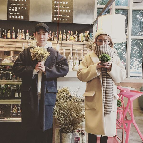 2019 autumn and winter new korean version of the couple long section plus velvet warm casual woolen coat, Black
2019 autumn and winter new korean version of the couple long section plus velvet warm casual woolen coat, Black