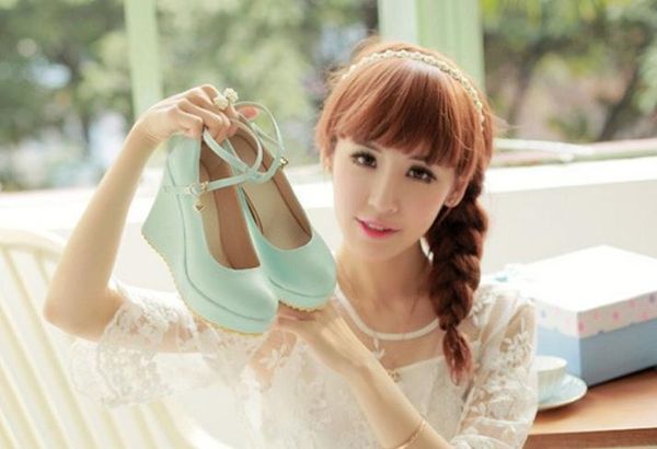 2020 women's shoes in spring and autumn with new style fashion slope heel round head waterproof table @zx123, Black
2020 women's shoes in spring and autumn with new style fashion slope heel round head waterproof table @zx123, Black