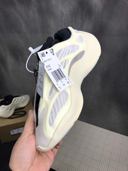 thick bottom 2020 coconut shoes profiled luminous wild casual shoes couple sports running shoes fashion men and women2
thick bottom 2020 coconut shoes profiled luminous wild casual shoes couple sports running shoes fashion men and women2