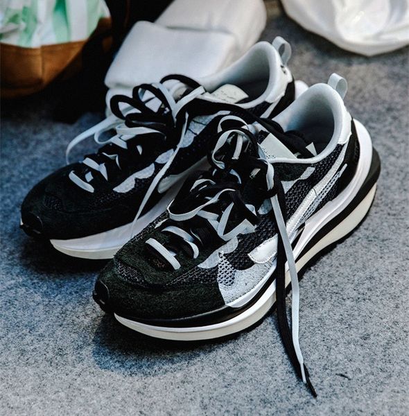 pegasus vaporfly sp ldv waffle 2021 mens outdoor shoes for women racer transparent black and white double hook with large overlap sneakers
pegasus vaporfly sp ldv waffle 2021 mens outdoor shoes for women racer transparent black and white double hook with large overlap sneakers
