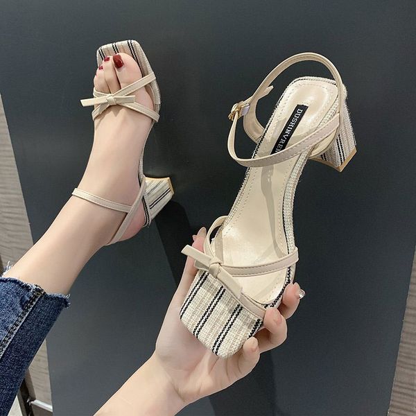 roman sandals block heels 2020 women's clear shoes all-match buckle strap suit female beige espadrilles platform gladiator, Black
roman sandals block heels 2020 women's clear shoes all-match buckle strap suit female beige espadrilles platform gladiator, Black