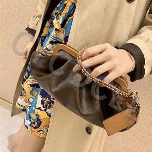 2020 new soft leather madame bag single shoulder slant handbag clutches bags messenger bag bourslcot
2020 new soft leather madame bag single shoulder slant handbag clutches bags messenger bag bourslcot