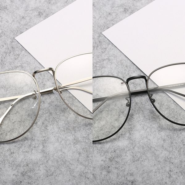 tiktok large frame fashionable harajuku metal plain glasses plain-looking street sthin glasses frame, Silver
tiktok large frame fashionable harajuku metal plain glasses plain-looking street sthin glasses frame, Silver