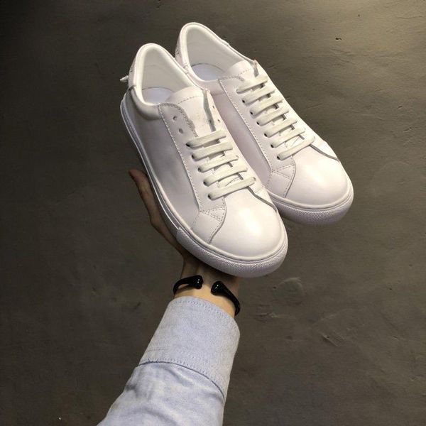 new quality, design, comfortable, beautiful girl, womens sneakers, casual shoes, solid color womens sneakers, shoes, sports tennis 584, Black
new quality, design, comfortable, beautiful girl, womens sneakers, casual shoes, solid color womens sneakers, shoes, sports tennis 584, Black