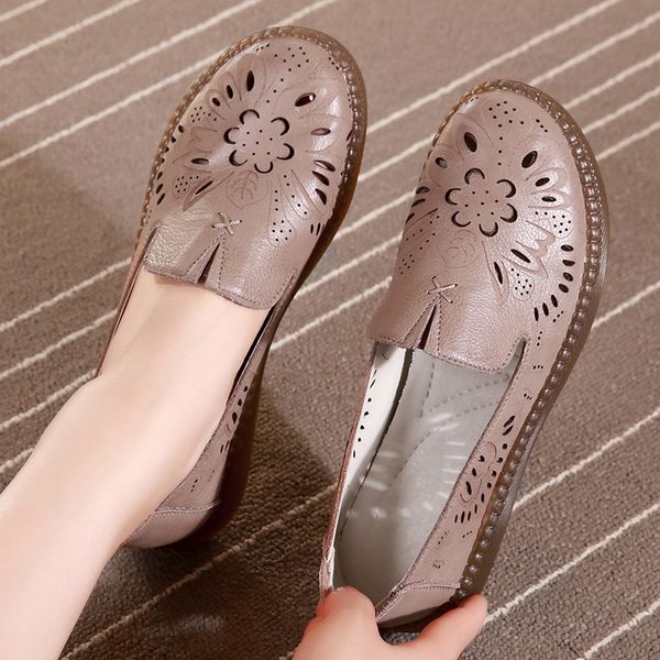 alishinrey women flat shoes slip-on moccasins soft genuine leather ladies shoes handmade flats hollow casual women, Black
alishinrey women flat shoes slip-on moccasins soft genuine leather ladies shoes handmade flats hollow casual women, Black