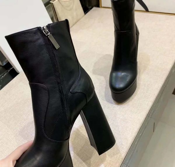 dhl)women designer boots martin desert boot flamingos love arrow medal 100% real leather coarse size eu35-40 with box sll3502, Black
dhl)women designer boots martin desert boot flamingos love arrow medal 100% real leather coarse size eu35-40 with box sll3502, Black