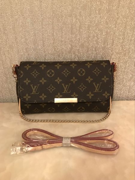 2019 global cla ic fa hion matching leather women favorite handbag handbag m40717 ize 28cm 17cm 4cm, Blue;white
2019 global cla ic fa hion matching leather women favorite handbag handbag m40717 ize 28cm 17cm 4cm, Blue;white