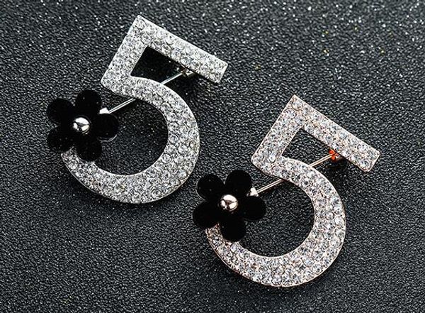 wholesale-new trend korean version number 5 & small flower personality creative brooch exquisite corsage ornaments, Gray
wholesale-new trend korean version number 5 & small flower personality creative brooch exquisite corsage ornaments, Gray
