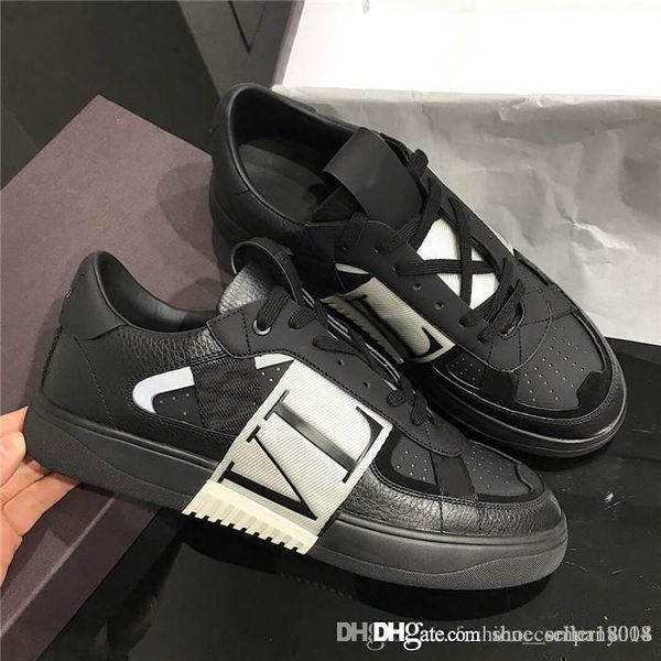 ss 2020 мужские и женские кроссовки из телячьей кожи vl7n с ремешками, плоские кроссовки с заклепками негабаритные кроссовки из телячьей кож, Black
ss 2020 мужские и женские кроссовки из телячьей кожи vl7n с ремешками, плоские кроссовки с заклепками негабаритные кроссовки из телячьей кож, Black