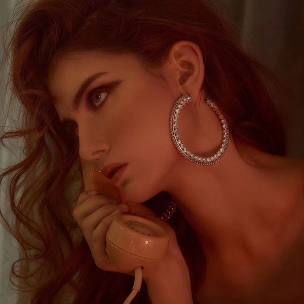 european and american fashion diamond-set circle earrings female personality all-match exaggerated big ring alloy earrings earrings, Golden
european and american fashion diamond-set circle earrings female personality all-match exaggerated big ring alloy earrings earrings, Golden
