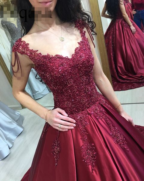 luxury stain burgundy prom dresses long v neck lace beading saudi arabic satin prom gowns formal evening party dress for women, Black;red
luxury stain burgundy prom dresses long v neck lace beading saudi arabic satin prom gowns formal evening party dress for women, Black;red