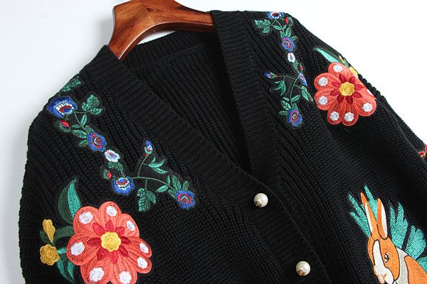 fashion-shipping 2023 autumn red/black rabbit tiger flowers embroidery wome's cardigan v neck button brand same style women's swea, White;black
fashion-shipping 2023 autumn red/black rabbit tiger flowers embroidery wome's cardigan v neck button brand same style women's swea, White;black