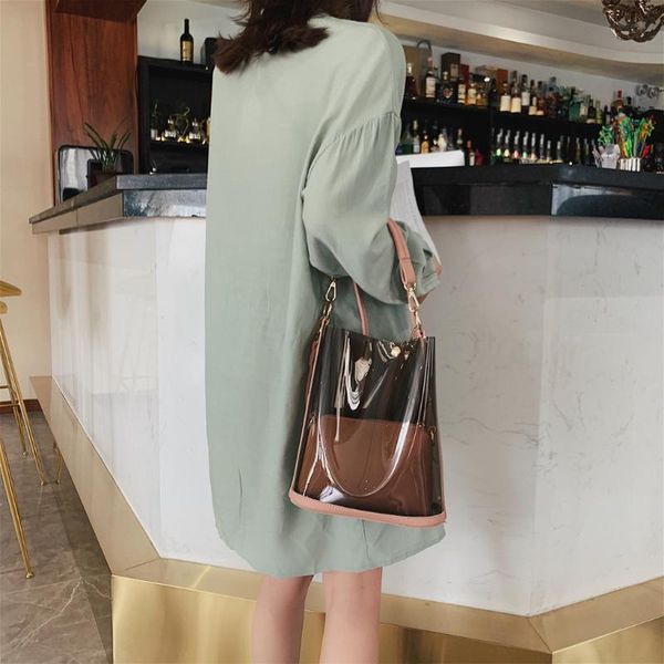 2020 new summer transparent bucket bag versatile handbag fashion diagonal package hasp barrel-shaped travel bag
2020 new summer transparent bucket bag versatile handbag fashion diagonal package hasp barrel-shaped travel bag