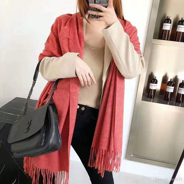 the latest cashmere linen plain color shows white color, hemp and grey match scarf to reduce the age, it is a casual fashion scarf, size;70, Blue;gray
the latest cashmere linen plain color shows white color, hemp and grey match scarf to reduce the age, it is a casual fashion scarf, size;70, Blue;gray