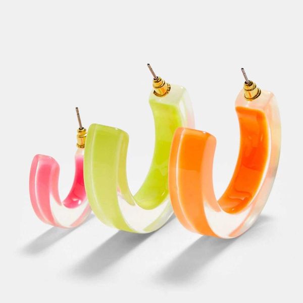 6pcs/ set transparent big round circle chunky hoop earring for women charm clear acrylic resin statement hoops fashion jewelry, Golden;silver
6pcs/ set transparent big round circle chunky hoop earring for women charm clear acrylic resin statement hoops fashion jewelry, Golden;silver
