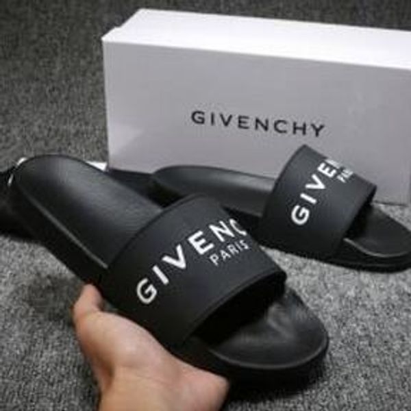 WOMEN men Rubber Slide Sandal Floral Brocade Men Slipper Gear Bottoms Flip Flops Women Striped Beach Causal Slipper
WOMEN men Rubber Slide Sandal Floral Brocade Men Slipper Gear Bottoms Flip Flops Women Striped Beach Causal Slipper