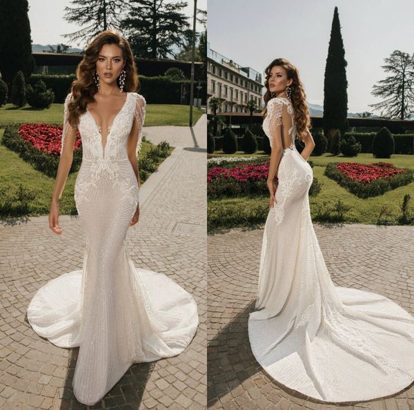 2021 fashion wedding dresses v neck long sleeves lace appliques bridal gowns button back sweep train mermaid wedding dress, White
2021 fashion wedding dresses v neck long sleeves lace appliques bridal gowns button back sweep train mermaid wedding dress, White