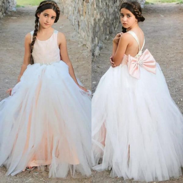white and blush girls pageant gowns with beaded big bow spaghetti flower girl dresses for wedding children baby formal wear, White;blue
white and blush girls pageant gowns with beaded big bow spaghetti flower girl dresses for wedding children baby formal wear, White;blue