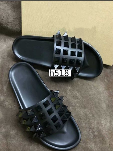 donna flat slippers designer luxury red bottoms shoes men rivet spikes flat slipperswith boxs, Black
donna flat slippers designer luxury red bottoms shoes men rivet spikes flat slipperswith boxs, Black