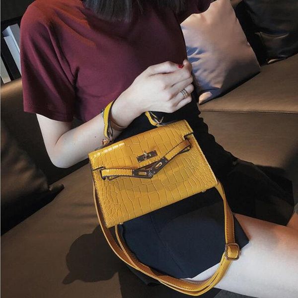 new fashion women shoulder bag chain strap flap designer handbags clutch bag ladies messenger bags with metal buckle qq056
new fashion women shoulder bag chain strap flap designer handbags clutch bag ladies messenger bags with metal buckle qq056